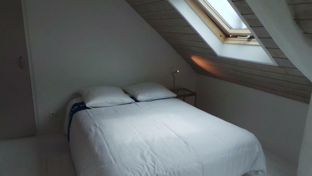 Lesneven Appart Nuitee Exterior foto