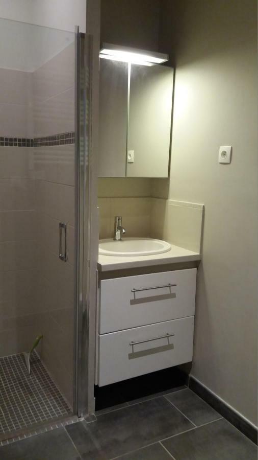 Lesneven Appart Nuitee Exterior foto